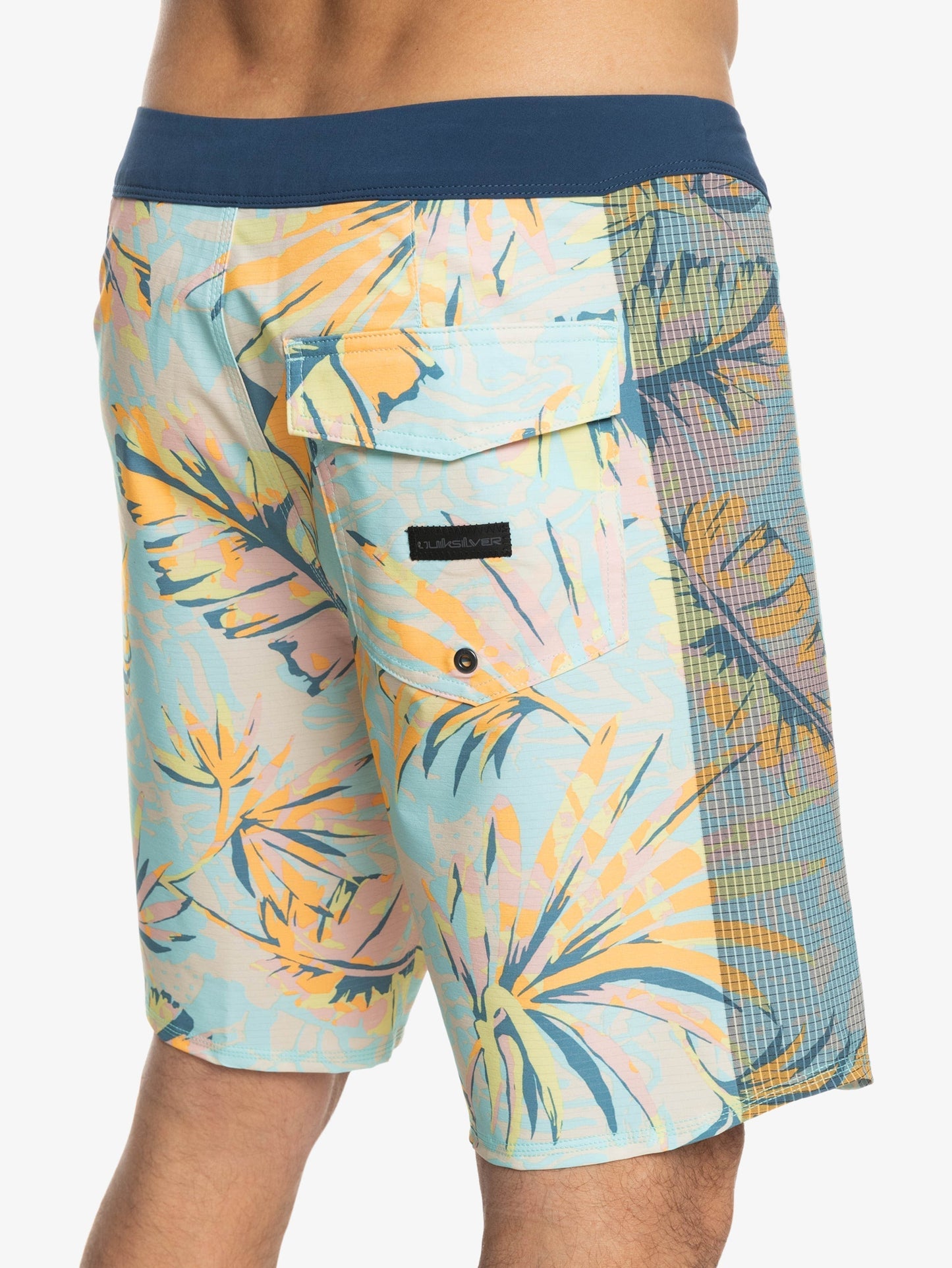 Mens Highlite Arch 19" Boardshorts - Quiksilver Singapore