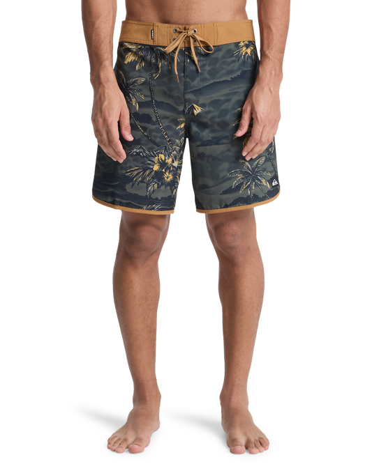 Mens Surfsilk Scallop 18" Boardshorts - Quiksilver Singapore