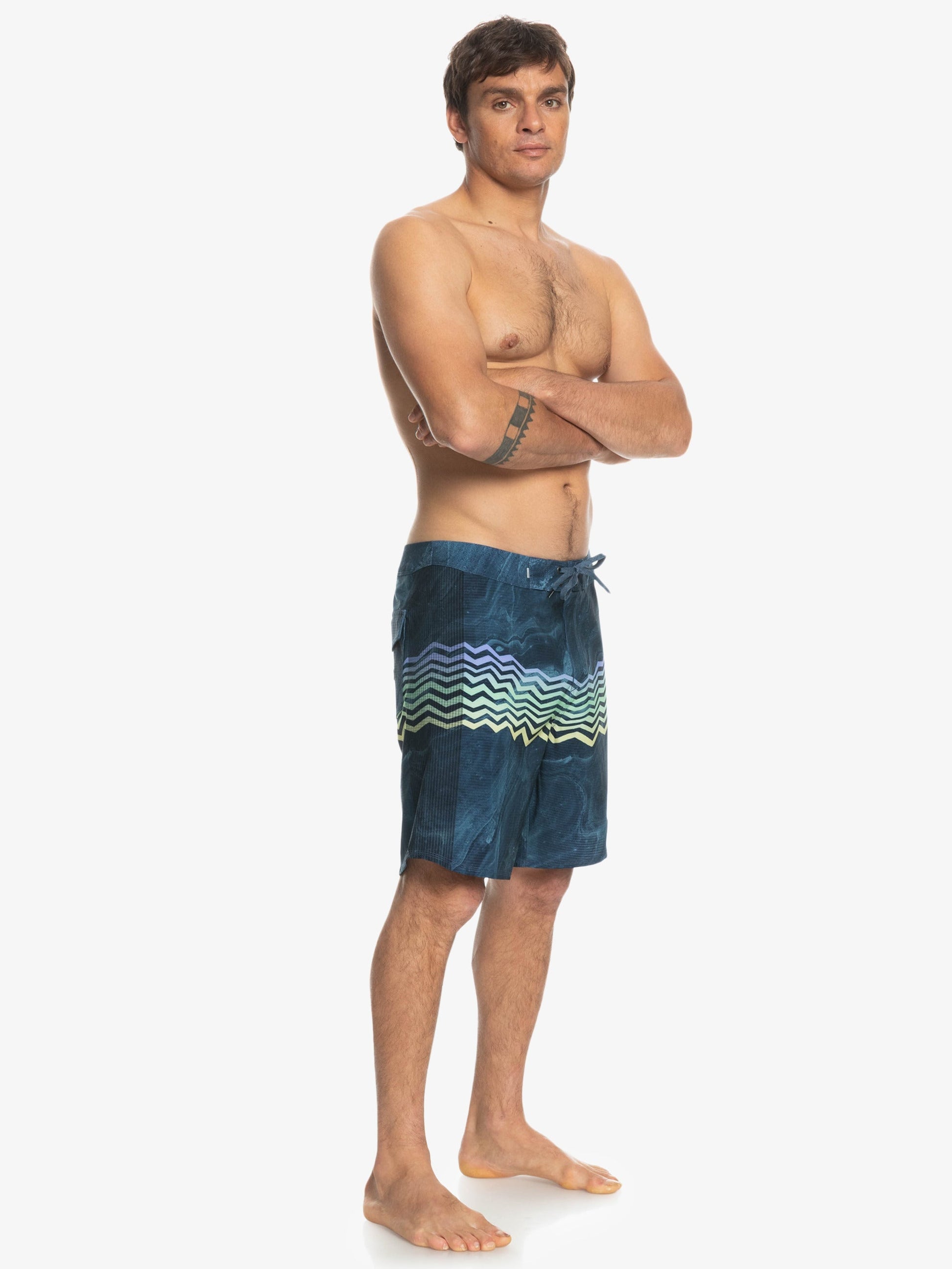 Mens Highlite Arch 19" Boardshorts - Quiksilver Singapore 