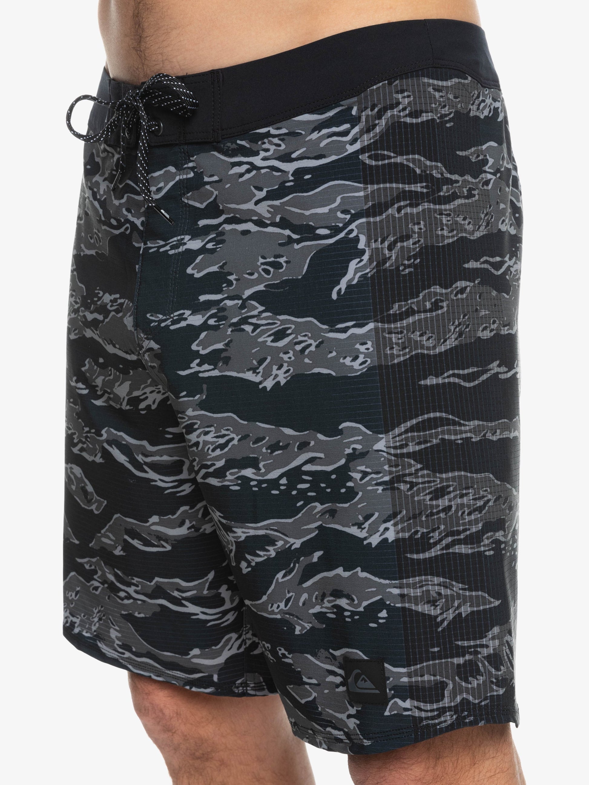 Mens Highlite Arch 19" Boardshorts - Quiksilver Singapore 