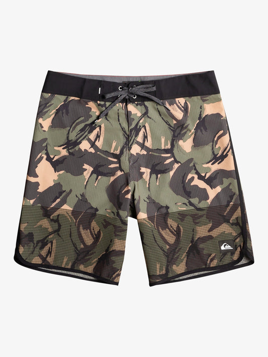 Mens Highlite Scallop 19" Board Shorts - Quiksilver Singapore 