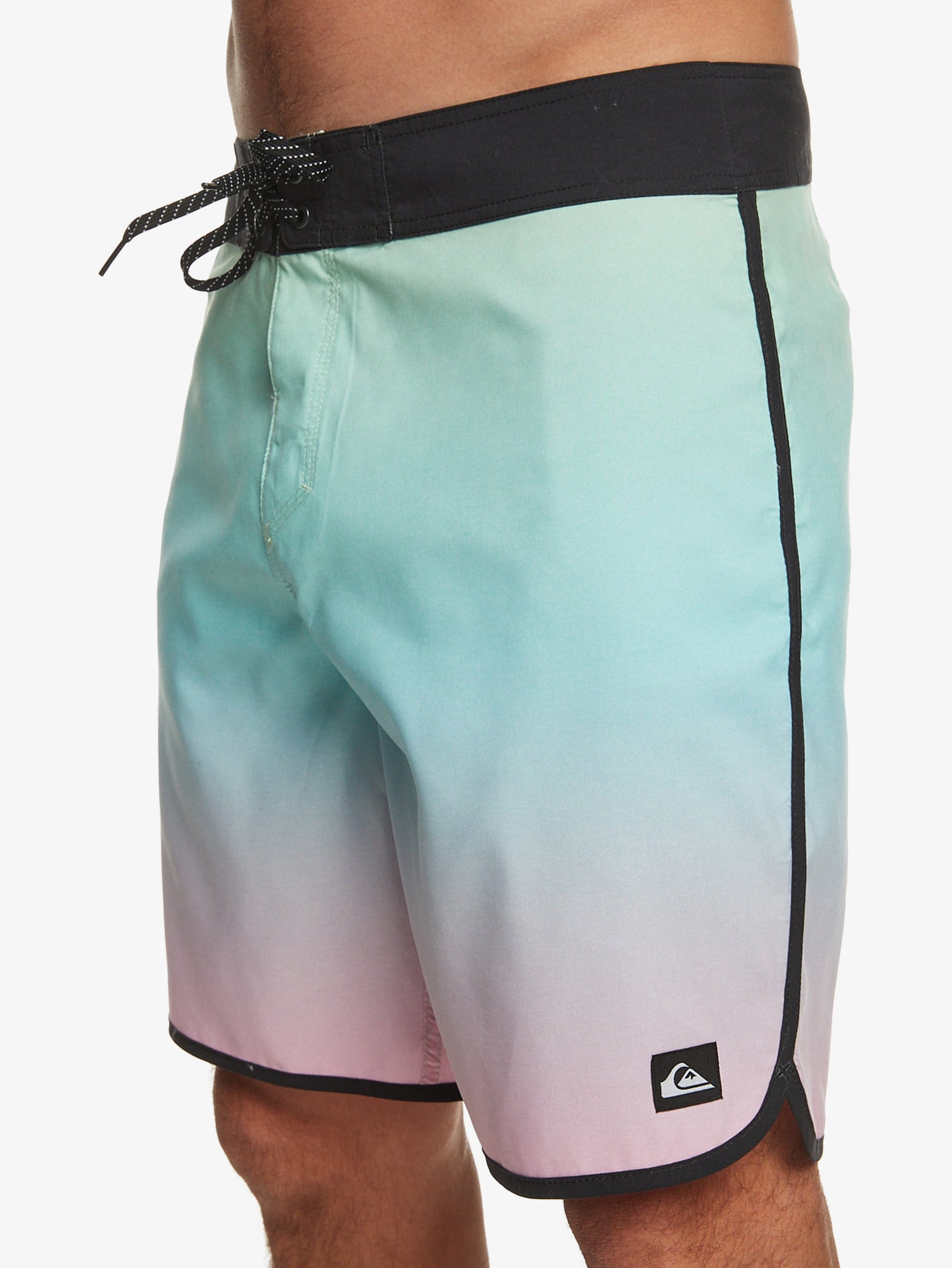 Mens Everyday Scallop 19" Board Shorts - Quiksilver Singapore 