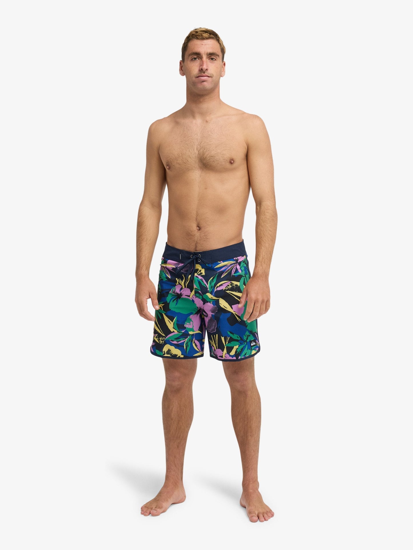Mens Surfsilk Scallop 18" Boardshorts - Quiksilver Singapore 